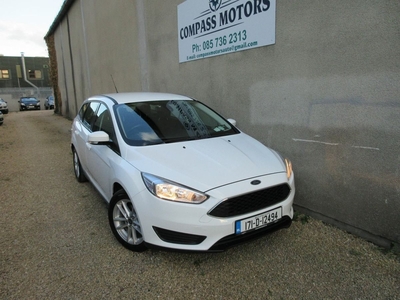 2017 - Ford Focus Manual