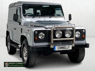 LAND ROVER DEFENDER