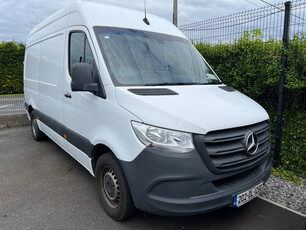 MERCEDES-BENZ SPRINTER