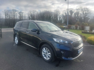 2019 - Kia Sorento Manual