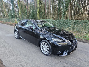 LEXUS IS 300 H