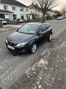 2010 - SEAT Ibiza ---