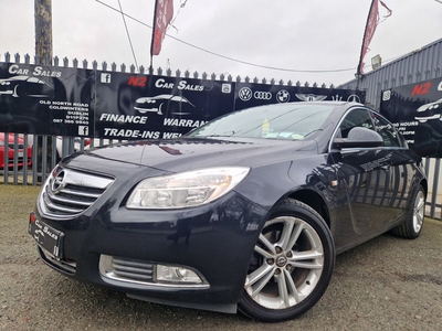 2012 - Opel Insignia Manual