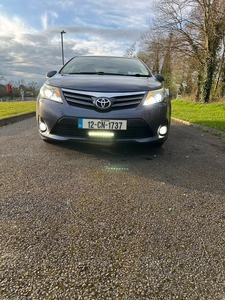 2012 - Toyota Avensis Manual