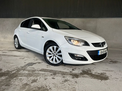 2013 - Opel Astra Manual