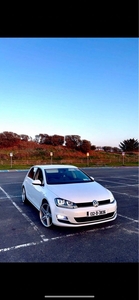 2013 - Volkswagen Golf Manual