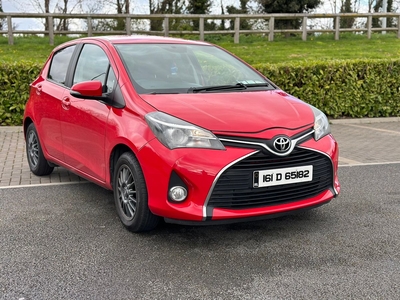 2016 - Toyota Yaris Manual