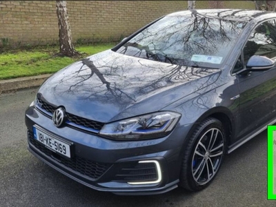 2018 - Volkswagen Golf Automatic