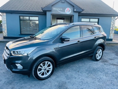 2019 - Ford Kuga Manual