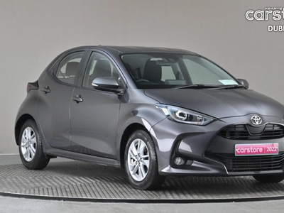 2022 - Toyota Yaris Manual