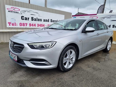 2017 - Vauxhall Insignia Manual