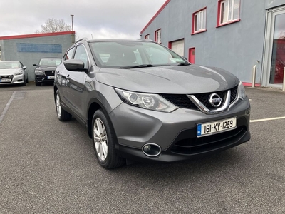 2016 (161) Nissan Qashqai