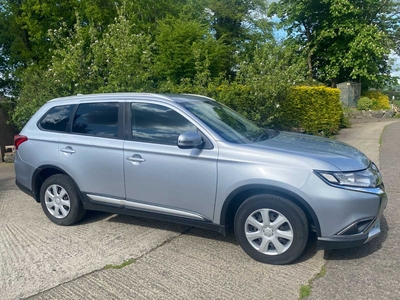 2017 - Mitsubishi Outlander Manual