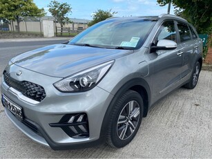 2021 (211) Kia Niro