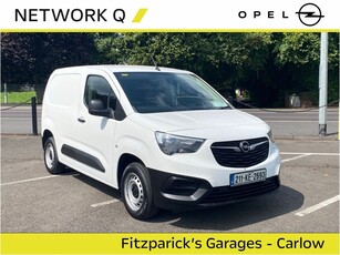 2021 (211) Opel Combo