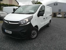 VAUXHALL VIVARO