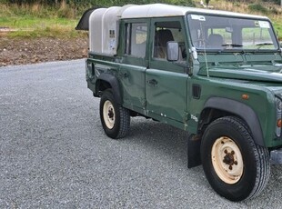 2002 - Land Rover Defender Manual