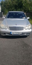 2004 - Mercedes-Benz C-Class Manual