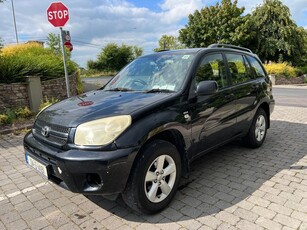 2004 - Toyota RAV4 Manual