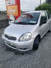 2004 - Toyota Yaris Manual