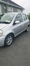 2005 - Toyota Yaris Manual