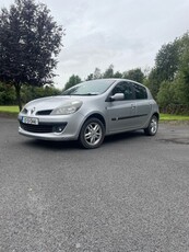 2007 - Renault Clio Manual