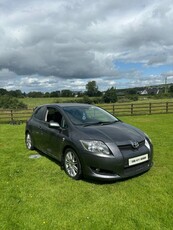 2008 - Toyota Auris ---