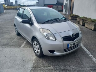 2008 - Toyota Yaris Manual