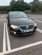 2008 - Volkswagen Passat ---