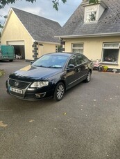 2008 - Volkswagen Passat Manual