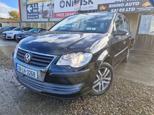 2008 - Volkswagen Touran Manual