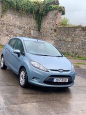 2009 - Ford Fiesta Manual