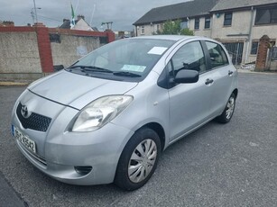 2009 - Toyota Yaris ---