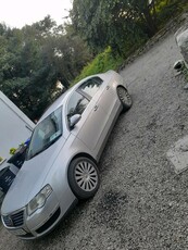 2009 - Volkswagen Passat ---