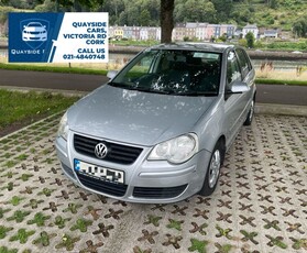 2009 - Volkswagen Polo Manual