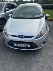 2010 - Ford Fiesta Manual