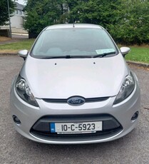 2010 - Ford Fiesta Manual