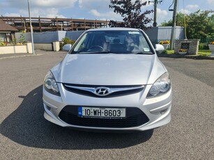 2010 - Hyundai i30 Manual