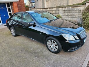 2010 - Mercedes-Benz E-Class Automatic