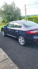 2010 - Renault Fluence Manual