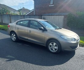 2010 - Renault Fluence Manual