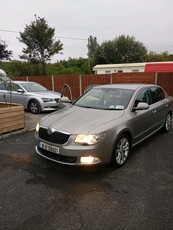 2010 - Skoda Superb ---