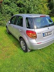 2010 - Suzuki SX4 Manual