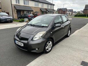 2010 - Toyota Yaris ---