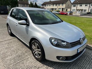 2010 - Volkswagen Golf Manual