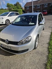 2010 - Volkswagen Golf Manual