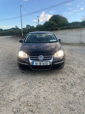 2010 - Volkswagen Jetta Manual