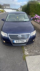 2010 - Volkswagen Passat Manual