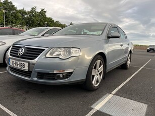 2010 - Volkswagen Passat Manual