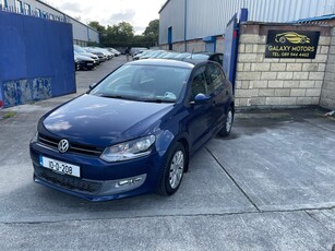 2010 - Volkswagen Polo Manual